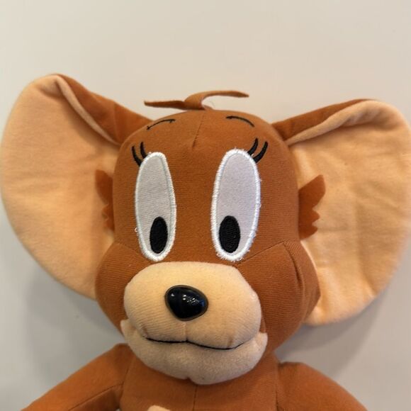 Tom And Jerry 2017 Jerry Mouse 14” Plush Toy Factory. Turner Entertainment - Picture 2 of 10